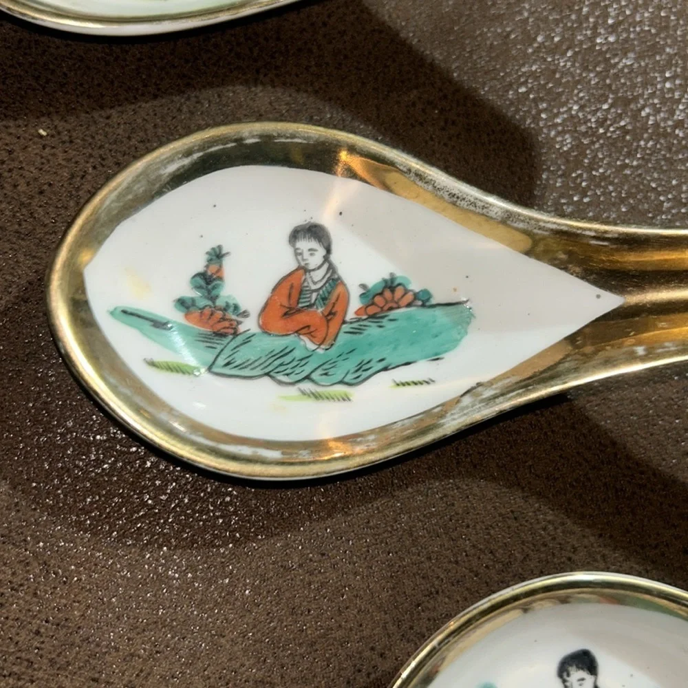 Vintage Soup Spoon set if 3
